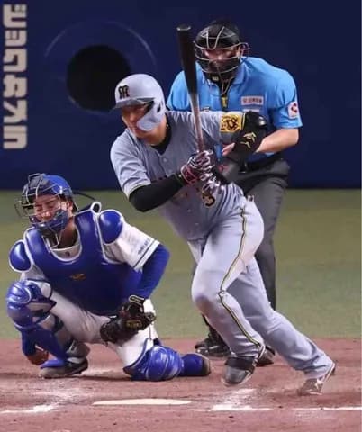 【阪神】5番大山悠輔も続いた！9回ダメ押し２点打　3番森下、4番佐藤輝と打点揃い踏み