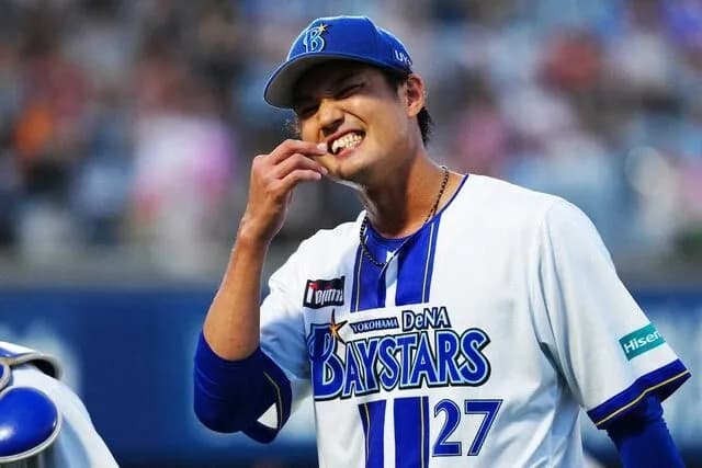 【朗報】DeNA藤浪晋太郎、4回途中5四球2死球1暴投の好投