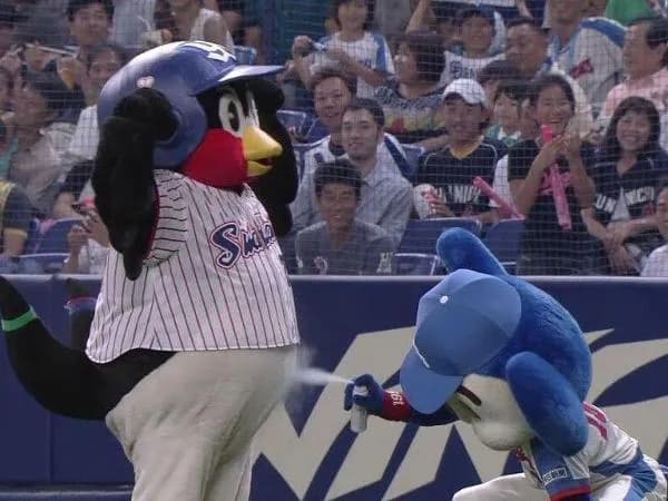 中日ドラゴンズ、最下位ヤクルトの6ゲーム差