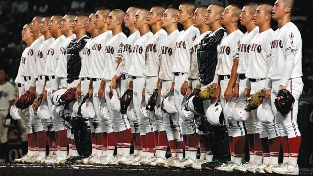 【広島】広陵が旭川志峯に逆転勝ち！エース堀田が安定感抜群の完投【広島3-1旭川志峯/夏甲子園/試合結果】