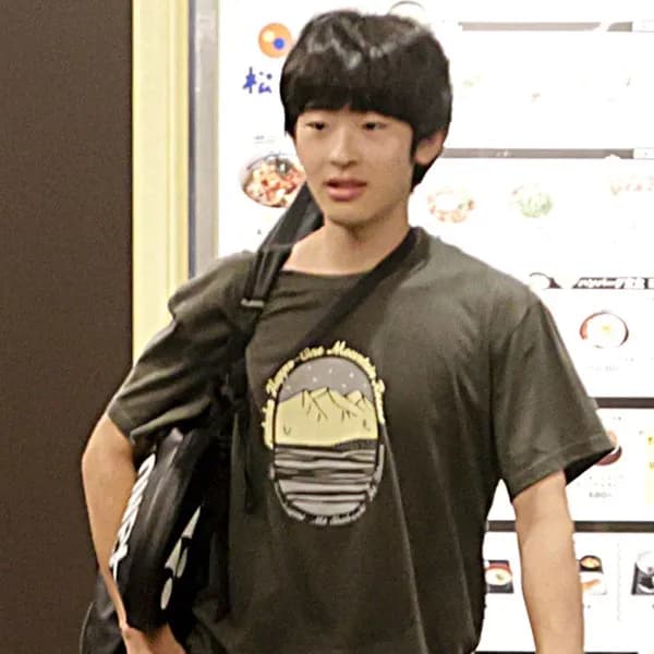 【朗報】悠仁さま、サークル仲間💗と朝方まで遊びまくり💗