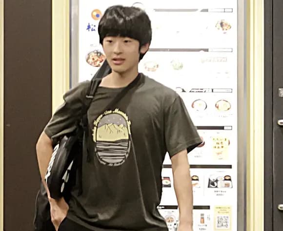 【朗報】悠仁さま、サークル仲間と朝方まで遊びまくりで講義遅刻常習犯ｗｗｗｗｗｗ