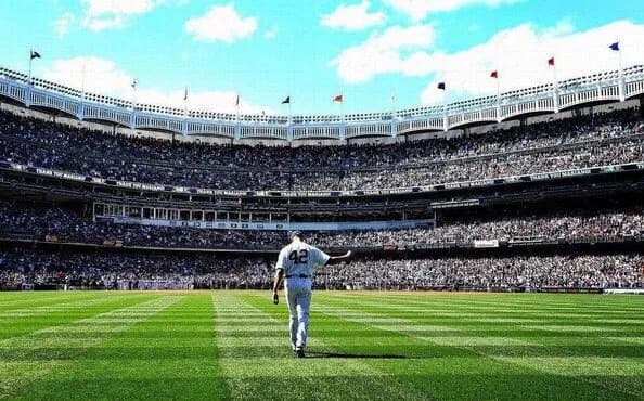 リベラ（55）、ヤンキースＯＢ戦でアキレス腱断裂の大怪我。慣れないセンターを守っていて転倒