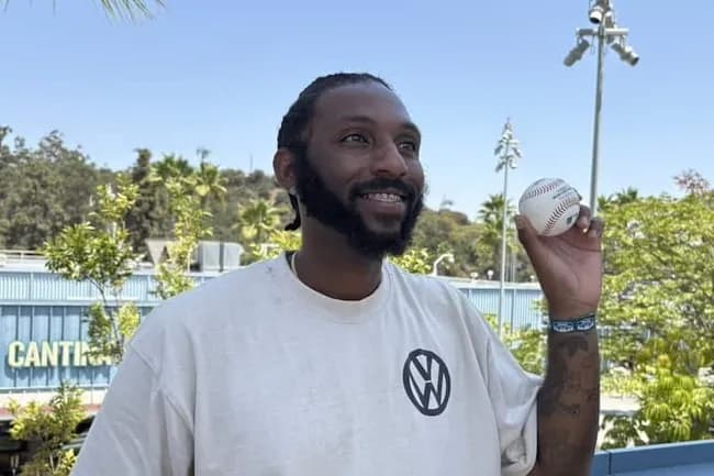 【ほっこり】大谷さんの41号ホームランボールをとった男性「ハグしてキスしたい」