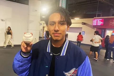 大谷のホームランボールを取った青年「嬉しい。記念に持っておきたい」母親「このボール売りましょ」