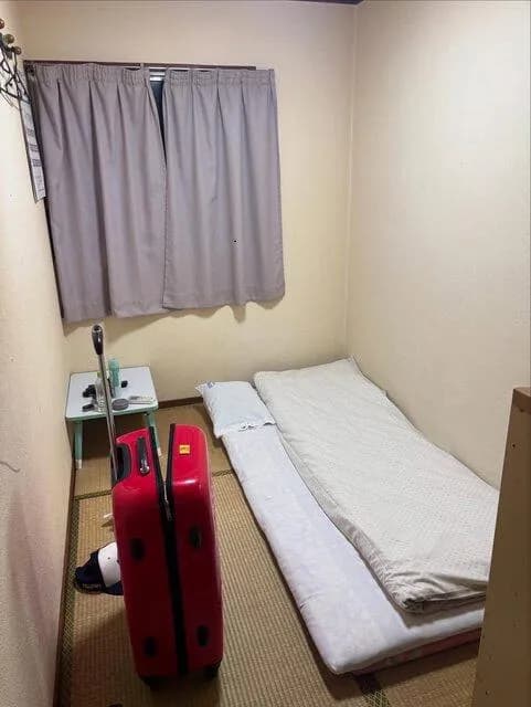 【悲報】大阪のホテル、客に洗礼を浴びせ炎上ｗｗｗｗｗｗｗｗｗｗｗｗｗ