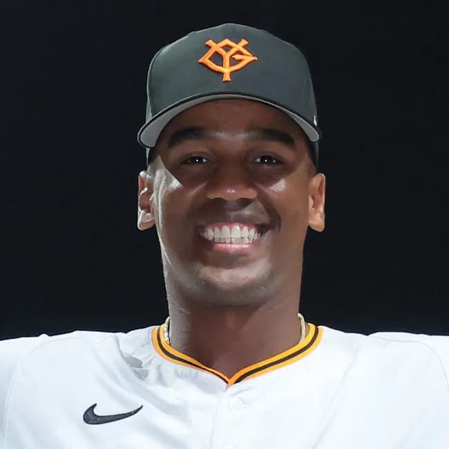 巨人・エリエ・ヘルナンデスが今日１軍復帰…代わって荒巻は２軍降格