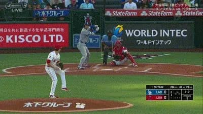 大谷翔平、第一打席で１２試合連続安打となるスリーベースヒット！！！！！！！！！！！！！！
