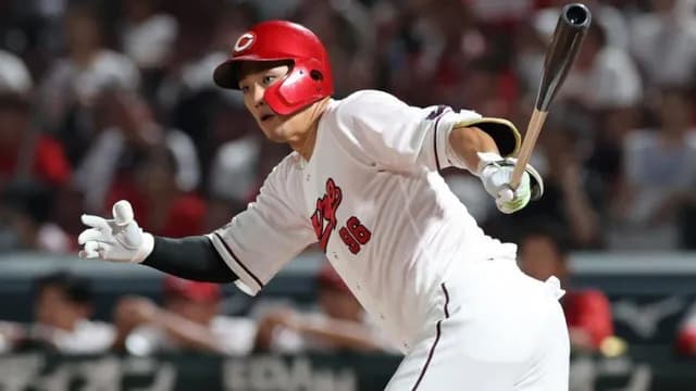 カープ中村奨成4安打！小園猛打賞1打点！佐々木マルチ！遠藤3.1回6失点炎上【広島2-7ヤクルト/試合結果】