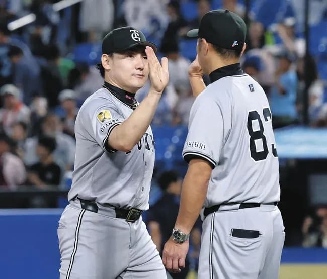 巨人阿部監督、戸郷（8回131球2失点）に苦言「（点差開いたら）ベースカバー行かなくなった」