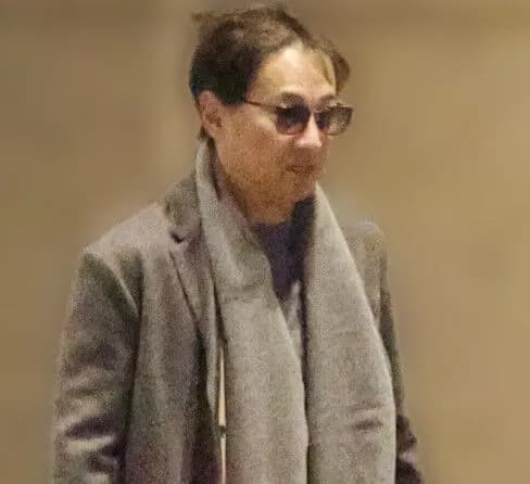 【画像】中居正広（53）、ストレスでちょっと薄くなる