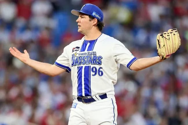 【大悲報】DeNAバウアーのバット蹴り、母国アメリカや韓国でも批判されてしまう