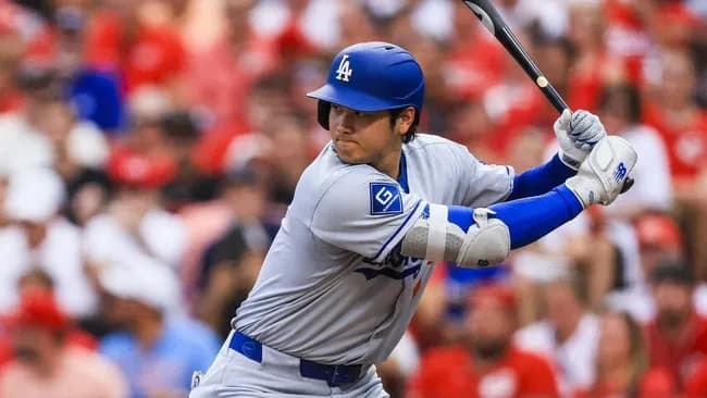 大谷8月成績 .325  7本  12打点 4盗塁