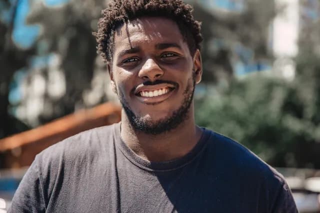 【悲報】ナイジェリア人「特別ビザ廃止？差別か？フザケンジャネーヨ」