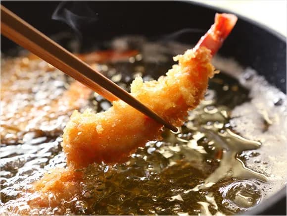 【命題】なぜ、えび天だとご飯は食えないのに、エビフライだと食えるのか？ｗｗｗｗｗｗ