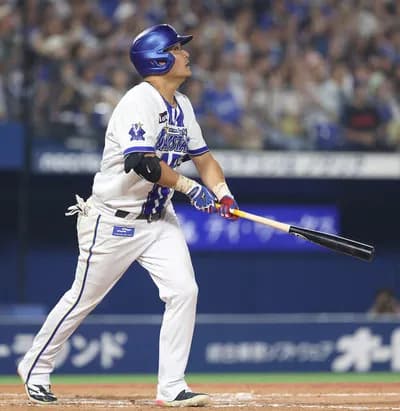 筒香嘉智（8月）打率.393 8本 12打点　OPS 1.700