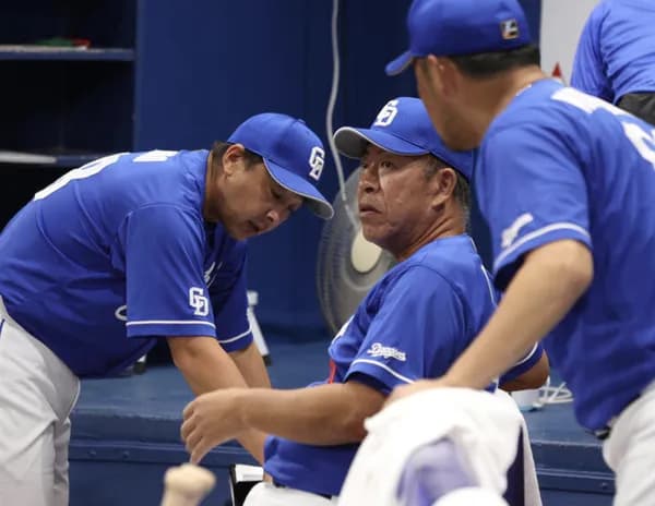 中日・井上監督「他球団の藤浪対策を見て参考にしたかったが、たまたま２回とも中日戦だった」