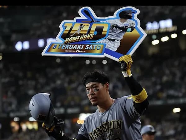 阪神・佐藤輝明、今オフにメジャー挑戦か　大谷、佐々木と同じ"プロ5年目"のジンクス発動か