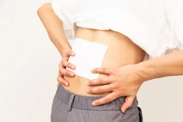 湿布｢皮膚を貫通して患部を治療します！｣←そんなわけなくね？？？