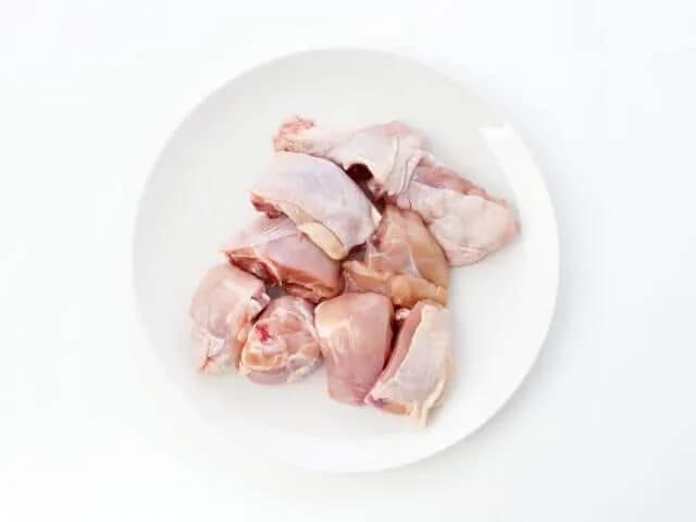 【悲報】BreakingDown選手「賞味期限切れの鶏肉を刺し身で食べた。最高だな！」→更新が途絶えてしまう