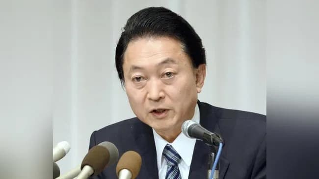 【朗報】鳩山由紀夫元首相、北京の軍事パレードに出席、習近平主席の出迎え受ける