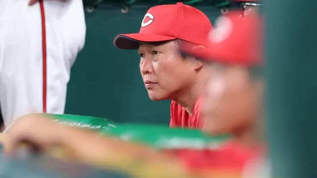 【悲】カープ、7年連続V逸決定。新井監督「全部終わってから振り返りたい」【監督談話】