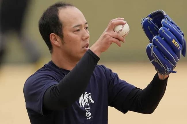 ヤクルト、青柳晃洋（31）をもう１年様子を見るかクビにするかの選択を迫られる