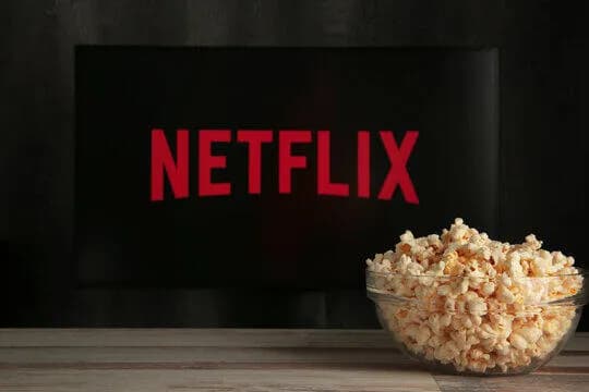 【悲報】ワイら「無料体験でWBC見るわｗ」→Netflix「初月無料はやりません」