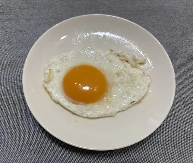 目玉焼きって半熟じゃないと意味ないよな