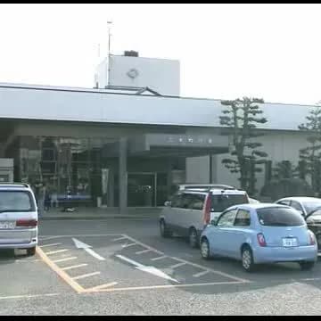 三木町の４０代の女性職員　部下の男性職員のズボンに手を入れ体触るなどセクハラ行為で減給処分