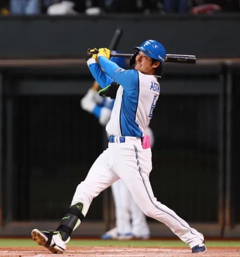 【日本ハム】昇格即スタメンの浅間がトドメの３ラン　新庄監督が指をクルクル→ベンチで大喜び