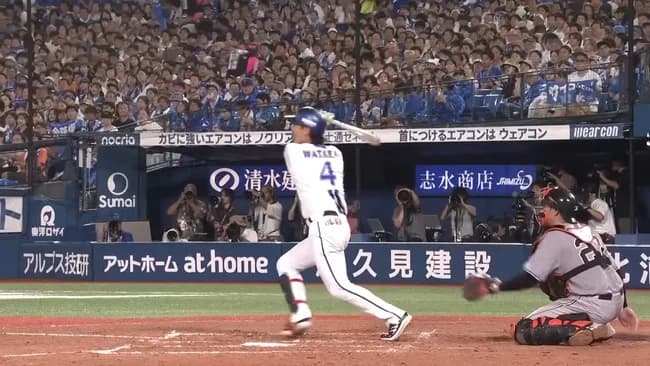 DeNA度会　24年 .255 3 24→25年 .231 6 24