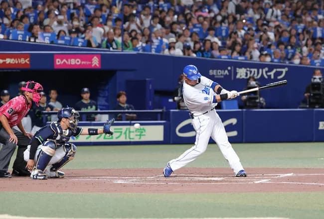 【中日】今季限りで引退の中田翔は空振り三振　３球いずれも直球　２回の守備途中に交代