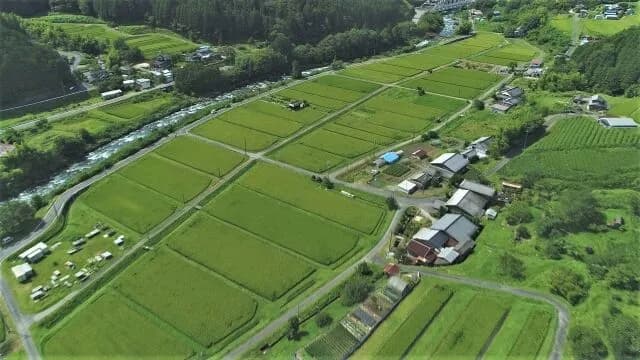 ド田舎あるある1つ書いてけ