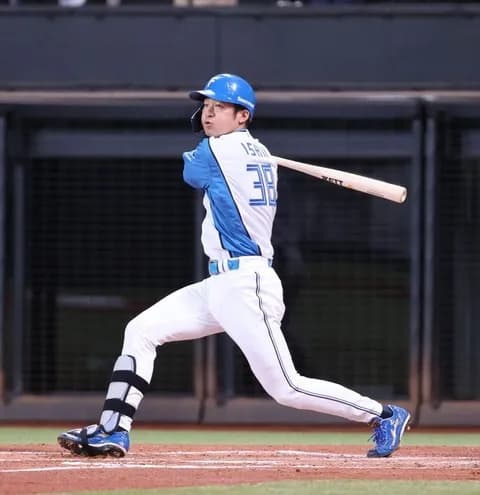 【日本ハム】石井一成、元チームメート中日・中田翔の登場曲「Ｍｙ　ＨＥＲＯ」サプライズ使用で左前打