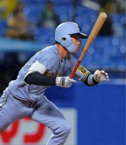 阪神・小幡、25歳バースデー右前打　バースデーソングに「やりづらかったですけど（笑）。すごくありがたい」