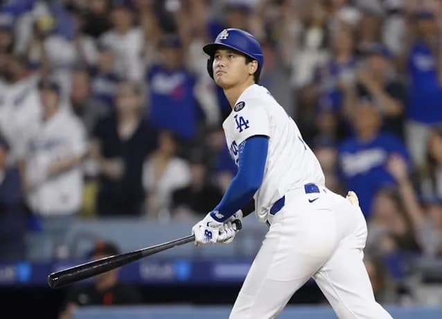 【悲報】大谷翔平さん、年間スポンサー契約料を1社10億円から30億円に吊り上げｗｗｗｗｗ