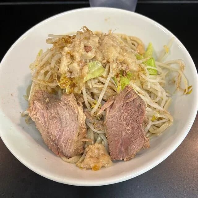 【悲報】二郎系「うるせぇなバーカ」「嫌なら返金してやるから帰れ」「警察でもなんでも行ってこいよ」