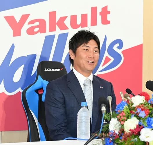 ヤクルト川端慎吾が現役引退を表明「山あり、谷あり…ヤクルトで20年間、野球をやらせてもらい感謝」