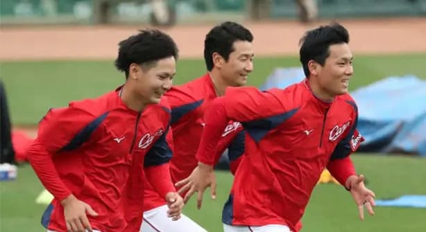 カープ栗林,島内,森浦,床田を登録抹消。益田が1軍昇格！【公示】