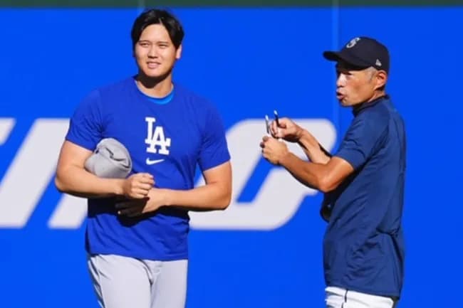 【MLB】大谷翔平、イチロー氏と3分談笑　帽子とって何度もペコリ…グラウンドで笑顔の再会