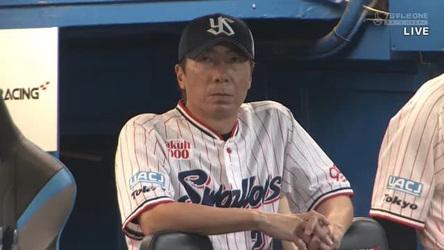 高津監督、神宮ラストゲームでもお決まりのやつｗｗｗｗ
