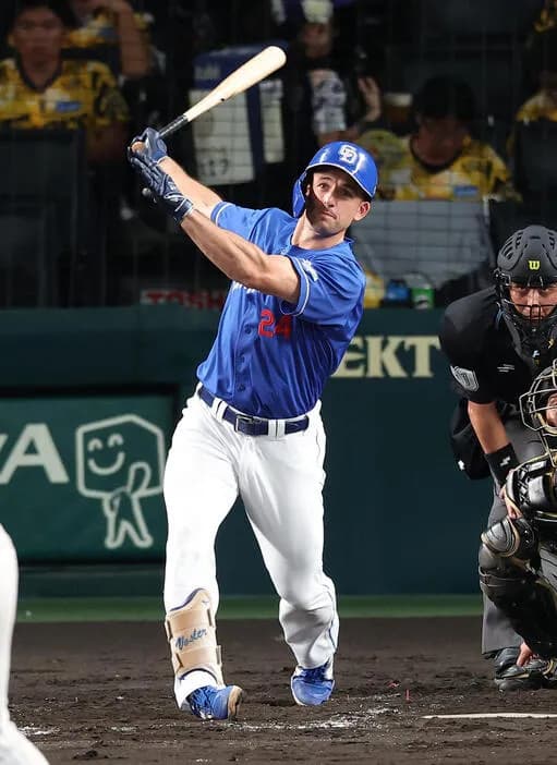 【中日】ボスラーが来季契約を結ぶ　球団が発表「来季は一定の成績が残せるように」抱負