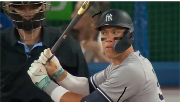 ヤンキースさん、９回ノーアウト満塁から無得点でワイルドカード初戦敗北