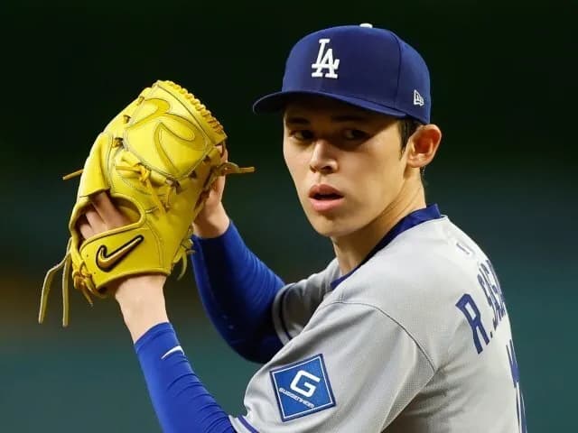 【朗報】佐々木朗希さん、球速が戻った理由の1つが同い年の天才投手コーチのおかげだった…