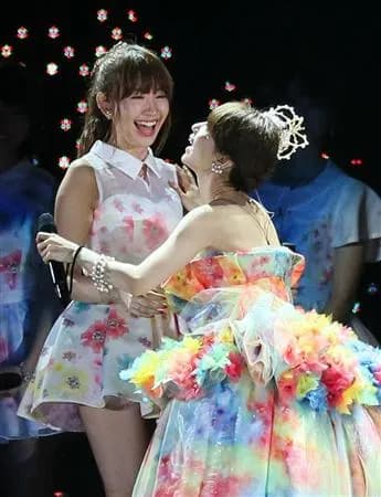 【朗報】AKBって中の上を売りにしてたのに大島優子と小嶋陽菜だけ普通に美人だったよなｗｗｗｗｗｗｗｗｗｗｗｗｗｗｗｗ