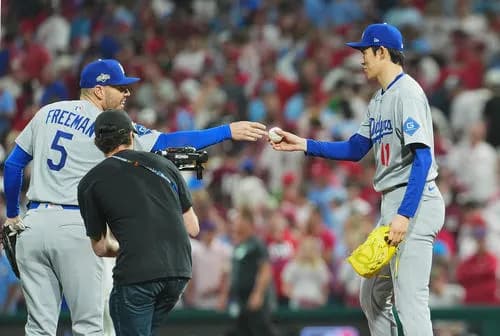 ロバーツ監督「すごい試合だったね（興奮」「トライネン投入は自信あったよ、ベシアもいたし」