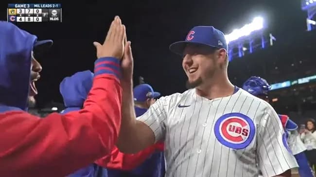 カブス、接戦逃げ切ってシリーズ1勝2敗　ブッシュがシリーズ2本目の先頭弾＆PCA決勝2点打　鈴木誠也は2戦連続長打