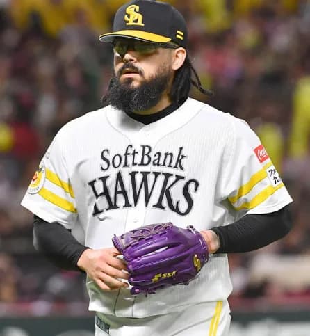 オスナがPS登板ピンチ　精密検査も視野　復帰困難ならば帰国も