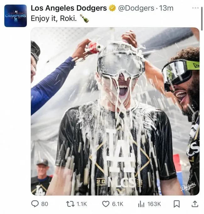 【ド軍】佐々木朗希、全身泡まみれに